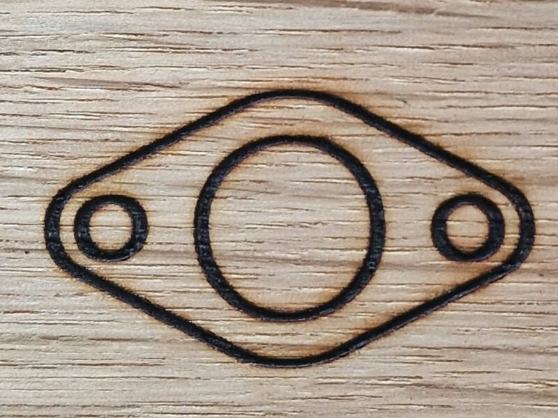 Laserkaiverrusta omaan materiaaliin, paikkakortit yms.